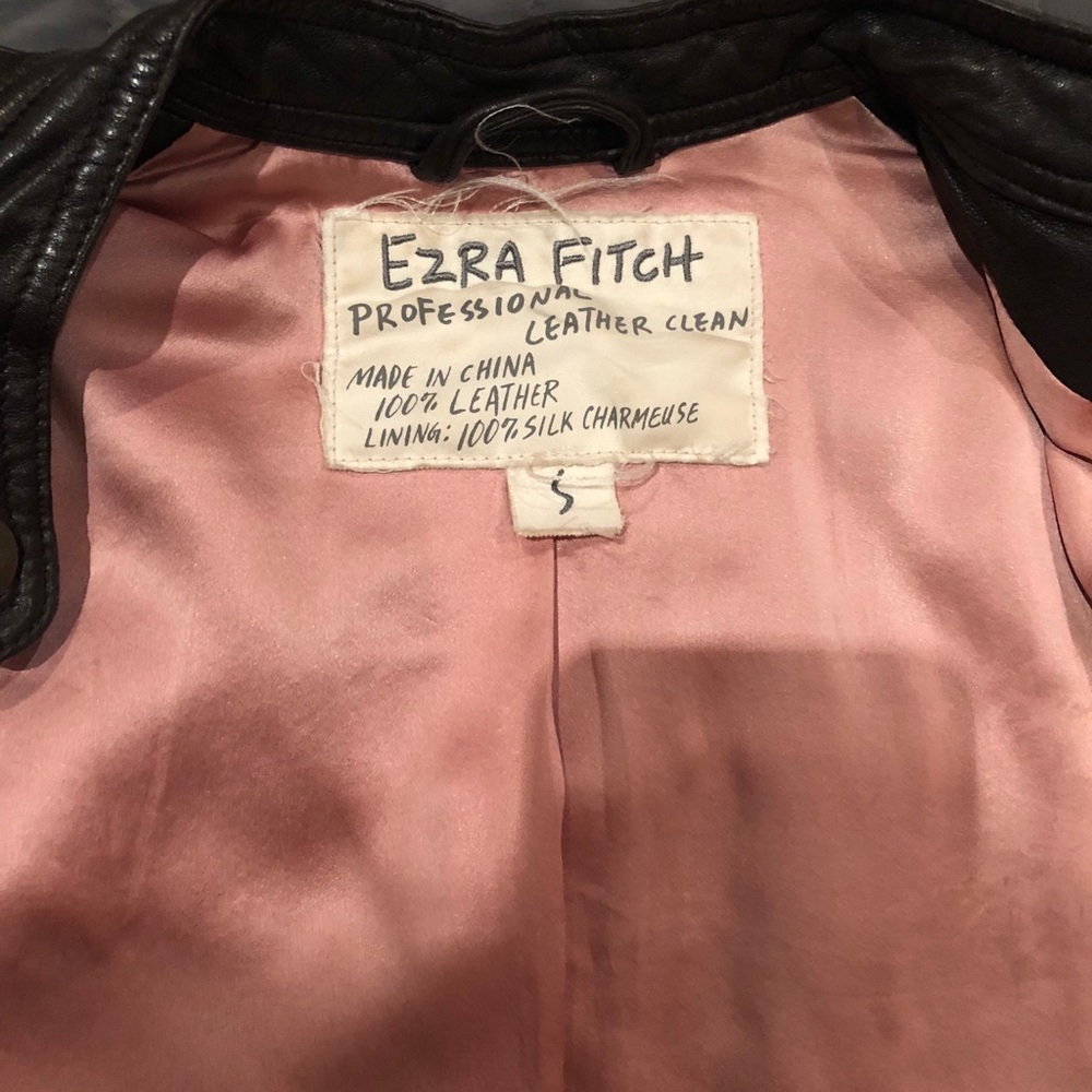 Leather jacket - Picture 3 of 3